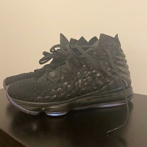Nike Lebron 17s